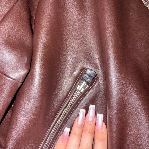Aritzia oversized ox blood vegan leather jacket size medium - Picture 3 of 11